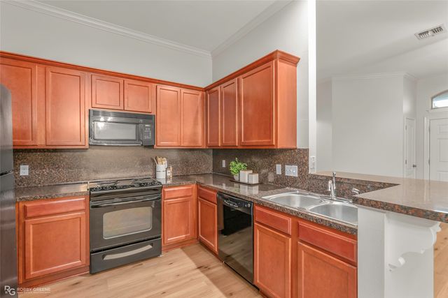 3303 Grand Lake Drive, Bossier City, LA 71111