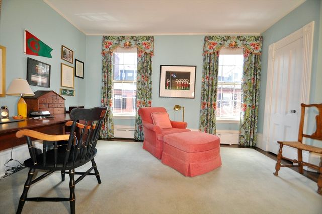 9 West Cedar St, Boston, MA 02108