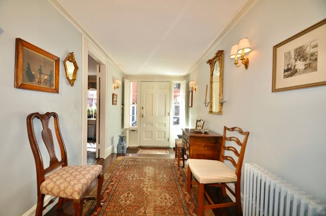 9 West Cedar St, Boston, MA 02108