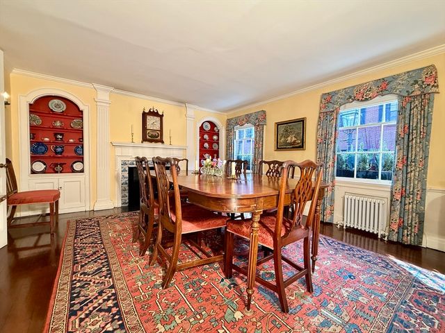 9 West Cedar St, Boston, MA 02108