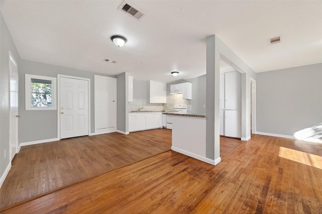 6127 Beldart Street, Houston, TX 77033