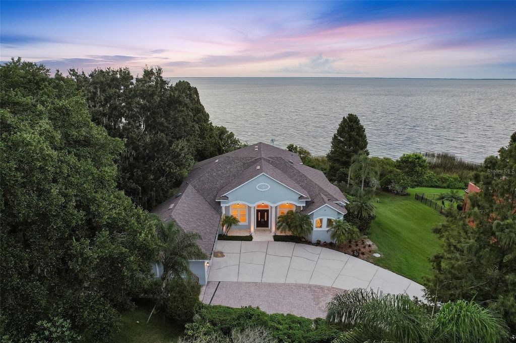 81 MILLHOLLAND STREET, Oakland, FL 34760