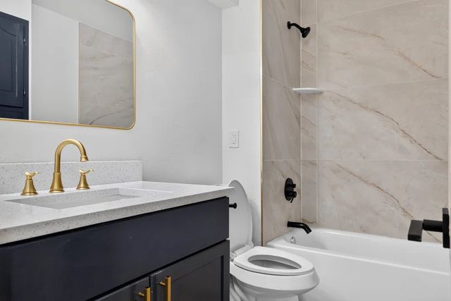 3811 Ovid Avenue, Dallas, TX 75224