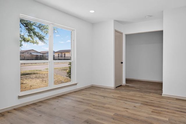 3811 Ovid Avenue, Dallas, TX 75224