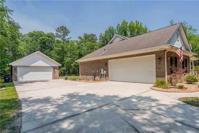 414 Sheffield Cemetery Road, Kingsland, GA 31548