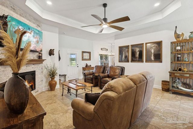 3480 Red Ryder Ln, Pace, FL 32571