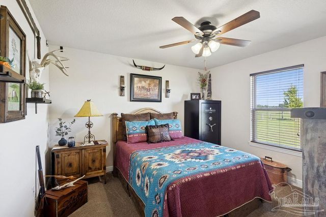 3480 Red Ryder Ln, Pace, FL 32571