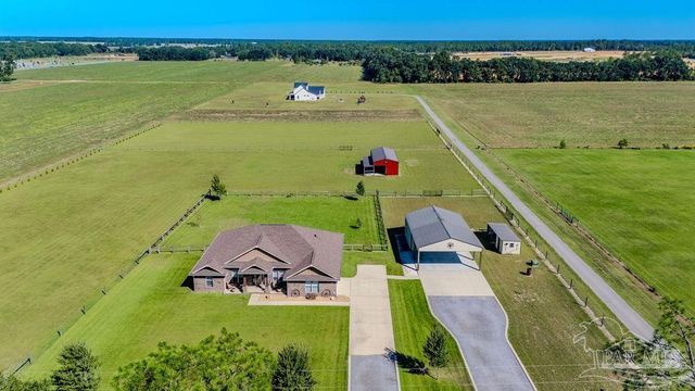 3480 Red Ryder Ln, Pace, FL 32571