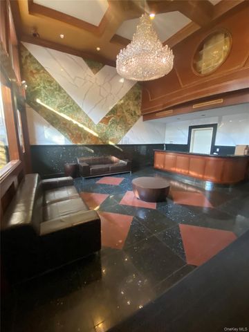 140-26 Cherry Avenue 5D, Flushing, NY 11355