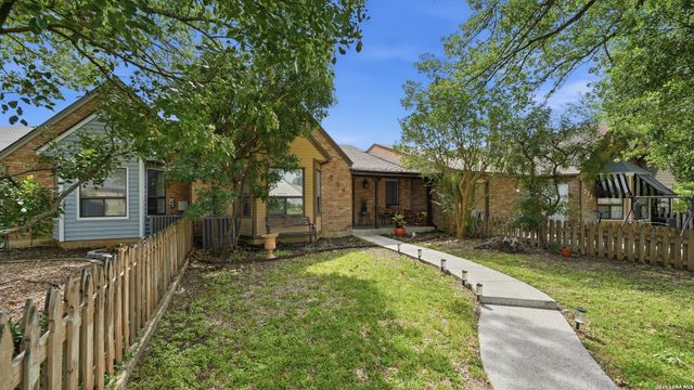 734 Summerwood Drive, New Braunfels, TX 78130