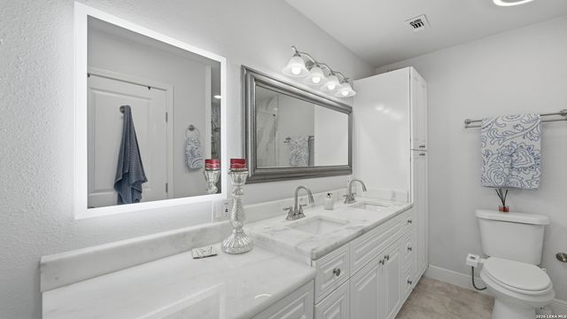 734 Summerwood Drive, New Braunfels, TX 78130