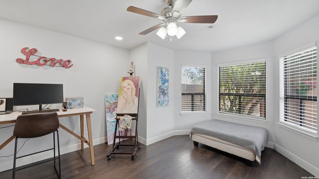 734 Summerwood Drive, New Braunfels, TX 78130