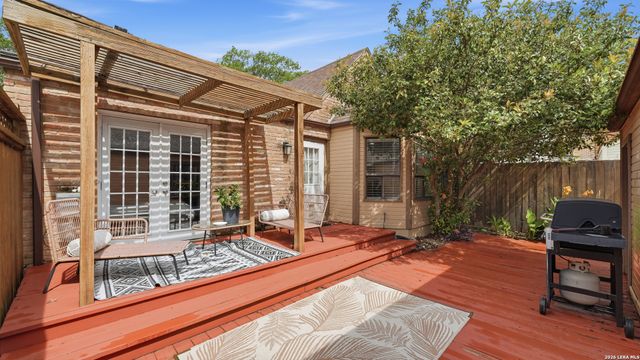 734 Summerwood Drive, New Braunfels, TX 78130