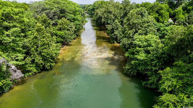 734 Summerwood Drive, New Braunfels, TX 78130