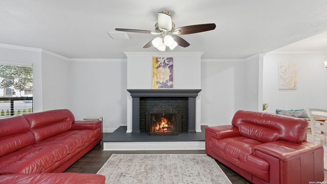 734 Summerwood Drive, New Braunfels, TX 78130