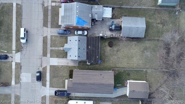 8493 Jewett Avenue, Warren, MI 48089