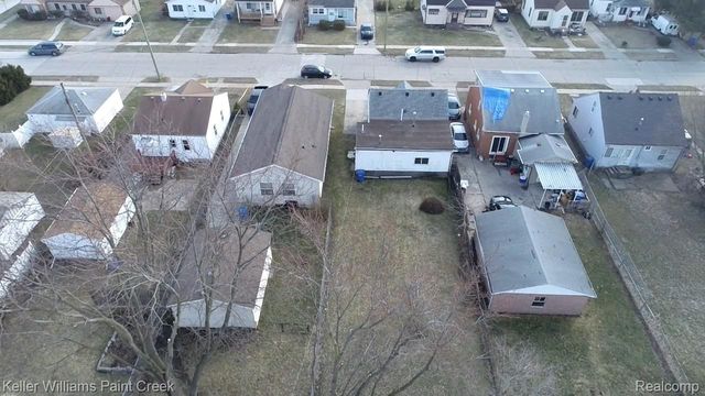 8493 Jewett Avenue, Warren, MI 48089