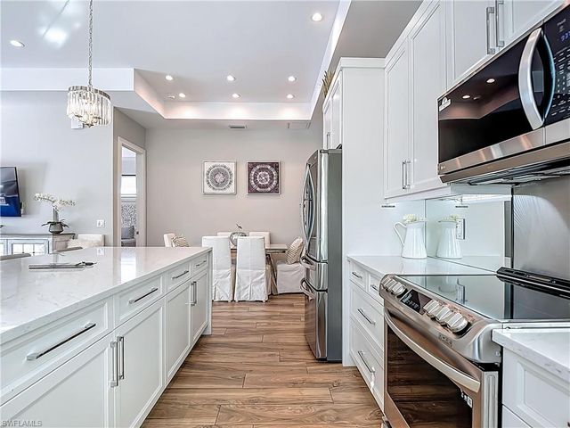 828 100th AVE N, Naples, FL 34108