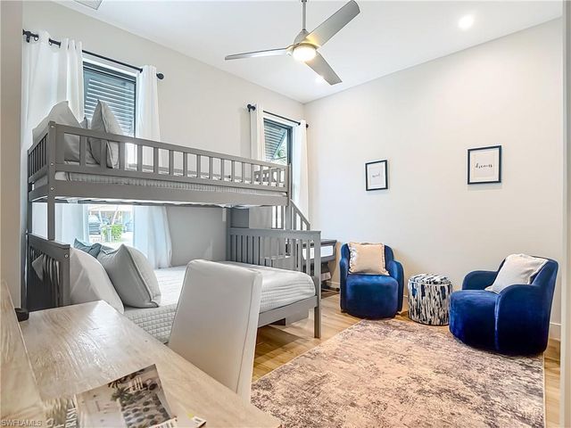 828 100th AVE N, Naples, FL 34108