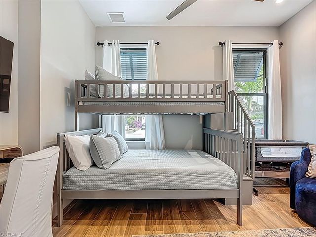 828 100th AVE N, Naples, FL 34108