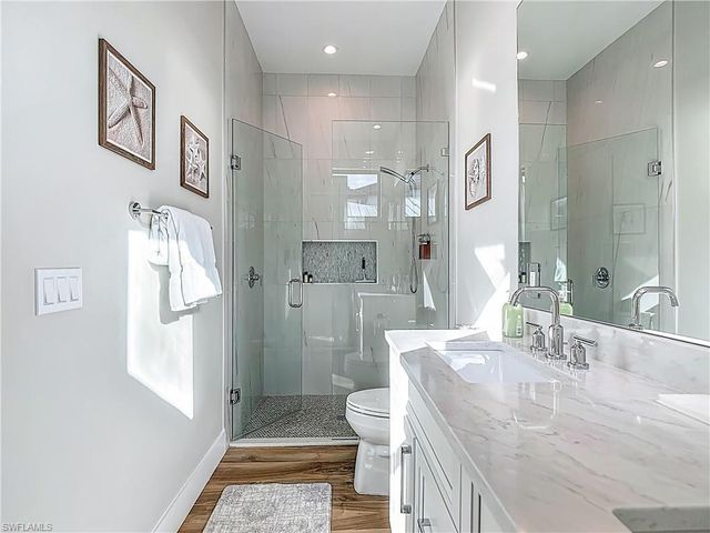 828 100th AVE N, Naples, FL 34108