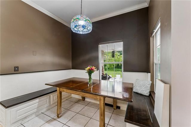 1611 Deer Run Road, Oak Grove, MO 64075
