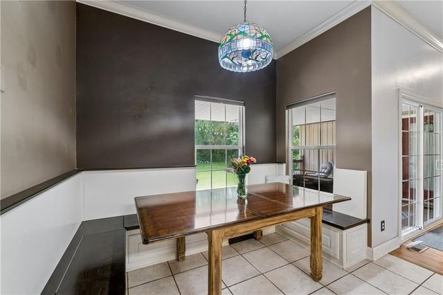 1611 Deer Run Road, Oak Grove, MO 64075