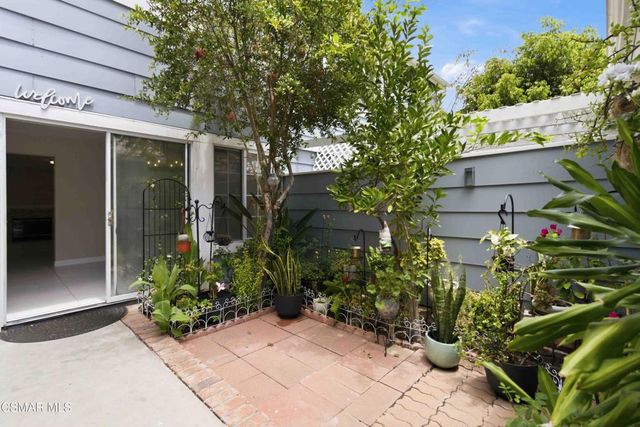2135 Mandan Place B, Simi Valley, CA 93065