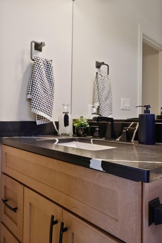 515 Meadow Brooke Lane, Dyer, IN 46311