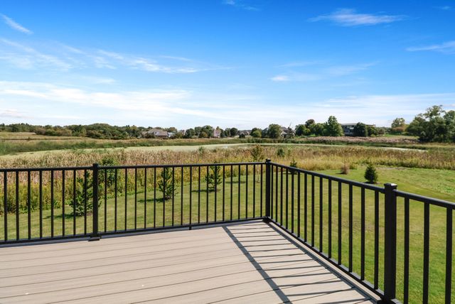 515 Meadow Brooke Lane, Dyer, IN 46311