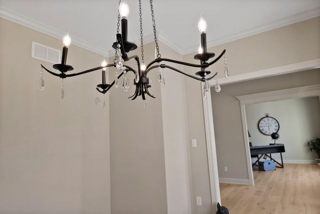 515 Meadow Brooke Lane, Dyer, IN 46311