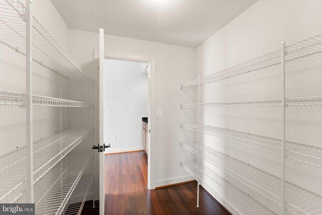 25729 SUMMERBANK CT, Chantilly, VA 20152