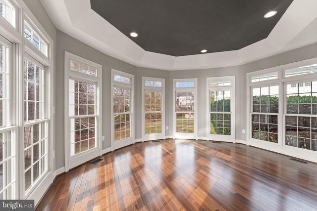 25729 SUMMERBANK CT, Chantilly, VA 20152