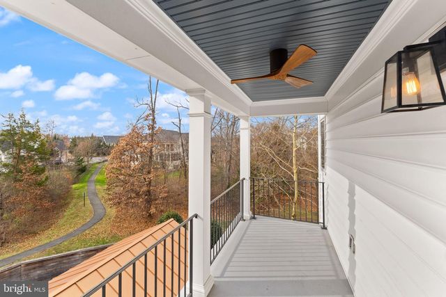 25729 SUMMERBANK CT, Chantilly, VA 20152