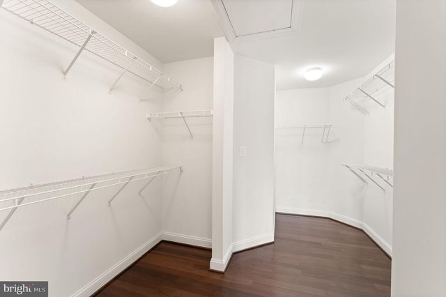 25729 SUMMERBANK CT, Chantilly, VA 20152