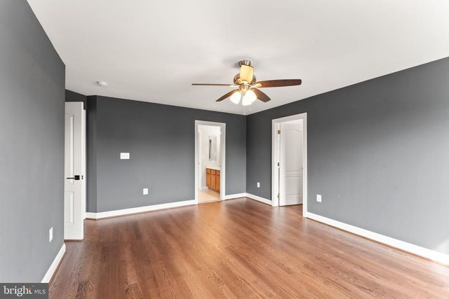 25729 SUMMERBANK CT, Chantilly, VA 20152