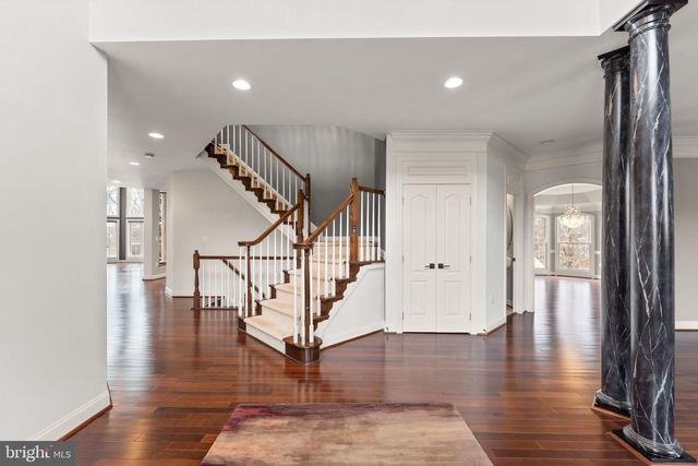 25729 SUMMERBANK CT, Chantilly, VA 20152