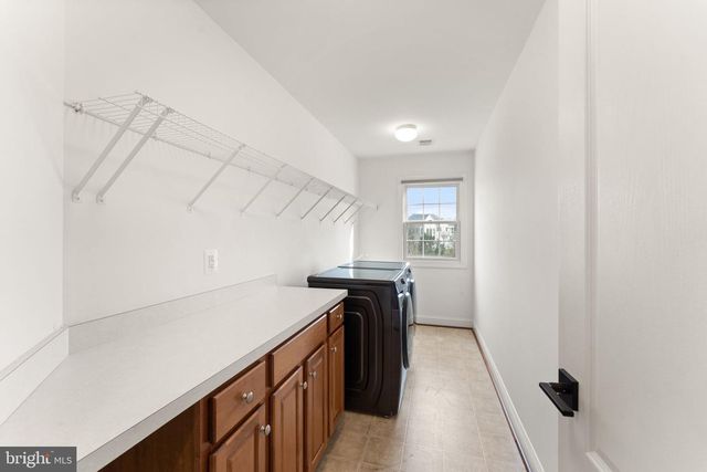 25729 SUMMERBANK CT, Chantilly, VA 20152