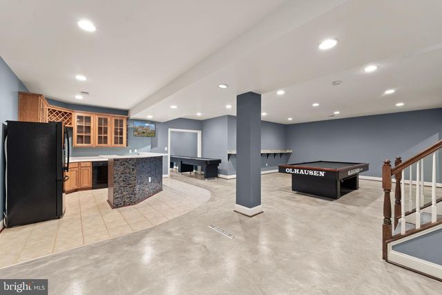 25729 SUMMERBANK CT, Chantilly, VA 20152