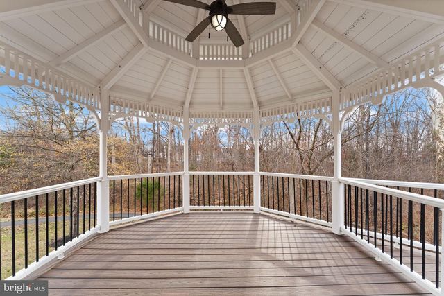 25729 SUMMERBANK CT, Chantilly, VA 20152