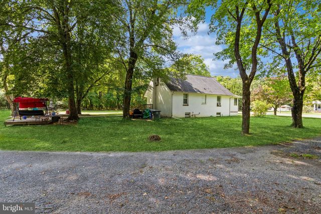3292 TUCKAHOE RD, Franklinville, NJ 08322