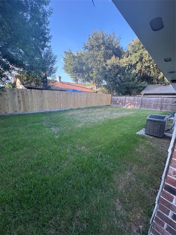 5415 Fawn Trail Lane, Humble, TX 77346