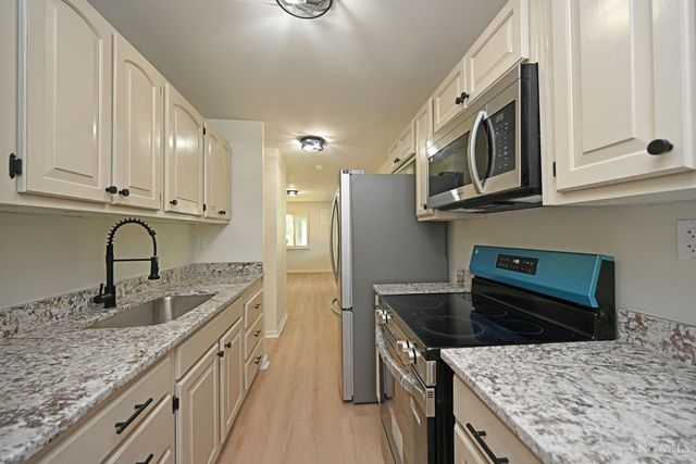 802 Johnson Avenue, Miamisburg, OH 45342
