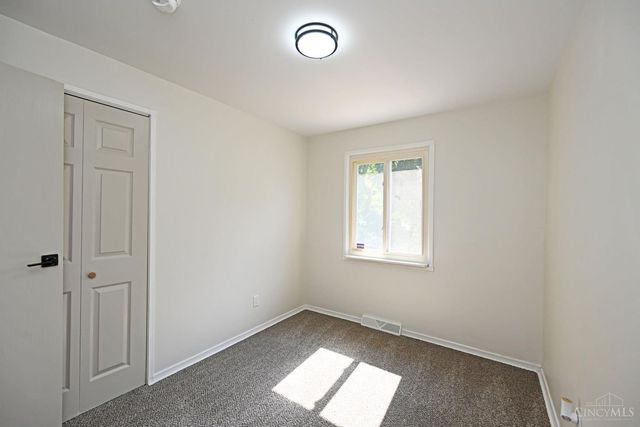 802 Johnson Avenue, Miamisburg, OH 45342