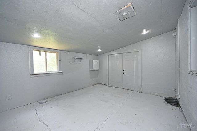 802 Johnson Avenue, Miamisburg, OH 45342