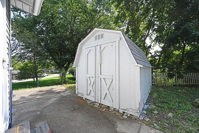 802 Johnson Avenue, Miamisburg, OH 45342