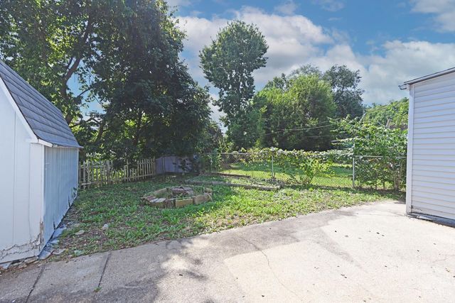 802 Johnson Avenue, Miamisburg, OH 45342