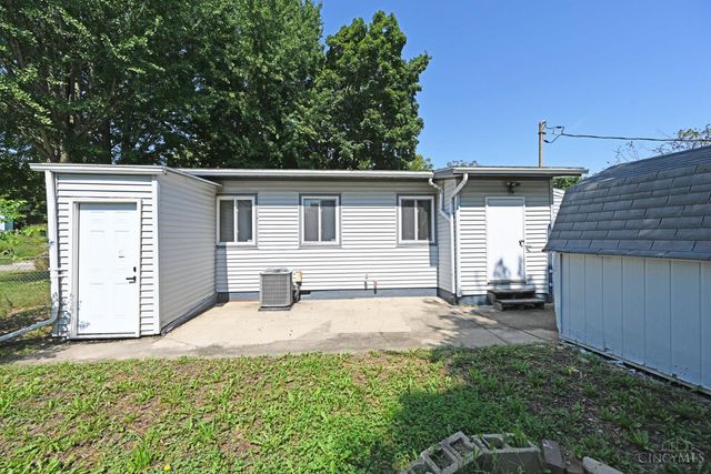802 Johnson Avenue, Miamisburg, OH 45342