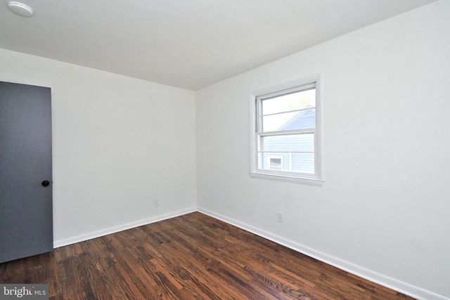 412 CAMELOT DR, Brookhaven, PA 19015