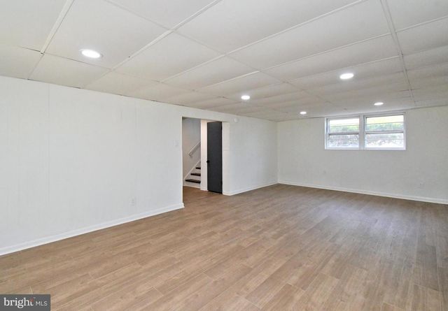 412 CAMELOT DR, Brookhaven, PA 19015